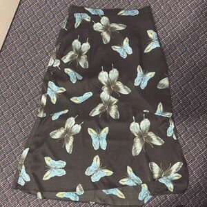 Size L maxi skirt brand new w tags